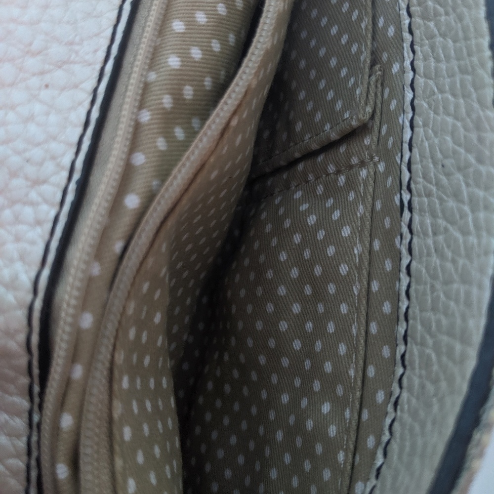 Purse - Picture 4 of 7